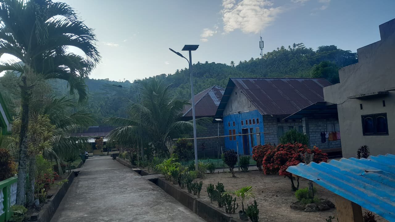 Tosomolo - atap Pagi di Kampung, Antara Keasrian Alam dan Sentuhan Modern Maluku Utara, Kecamatan Loloda Tengah, Kabupaten Halmahera Barat